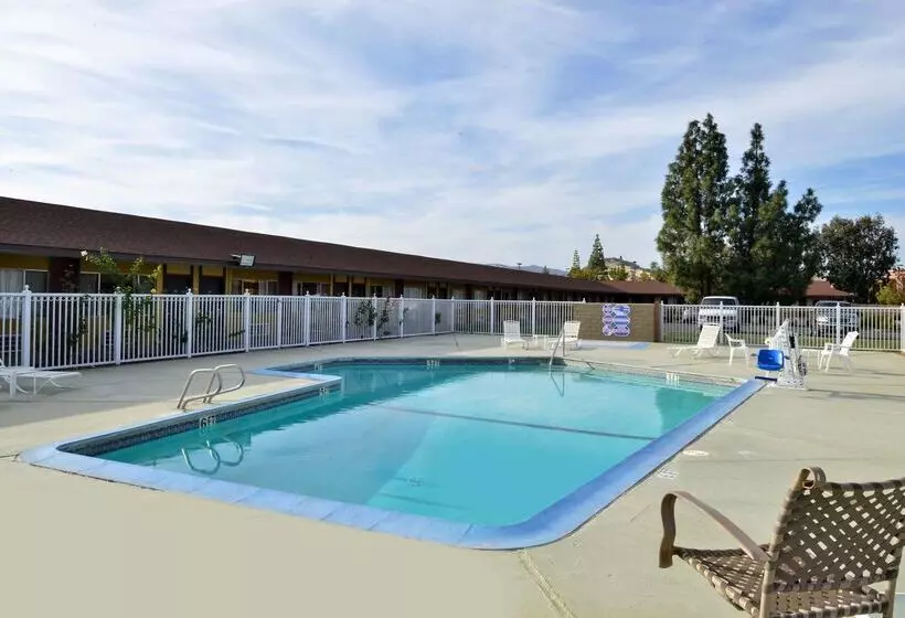 ホテル Americas Best Value Inn Vacaville