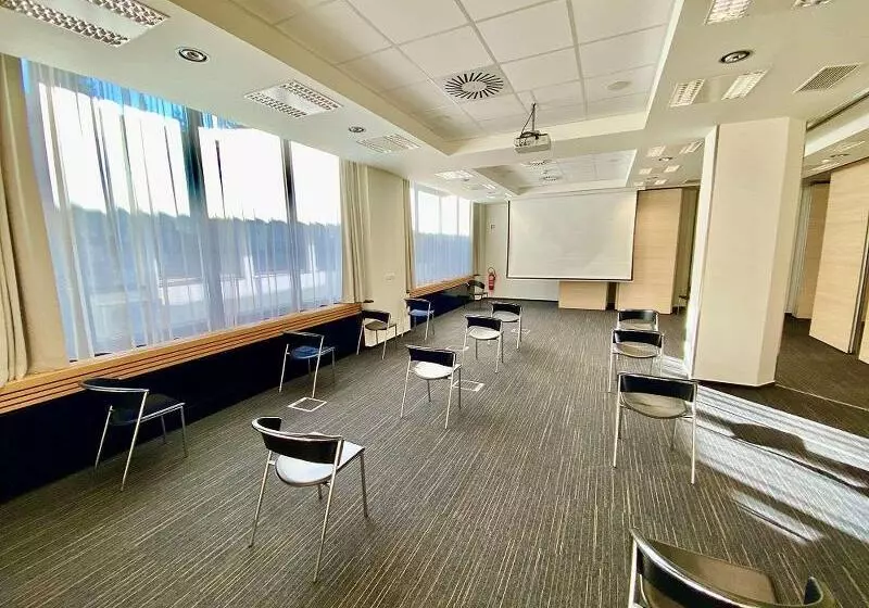 Hotelli Best Western Green Hill