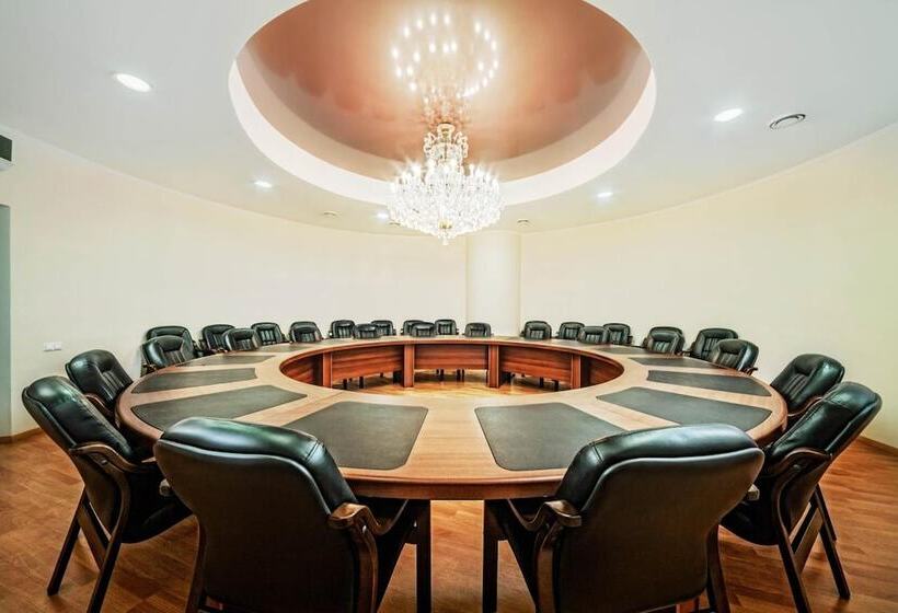 Black Sea Hotel Kyiv