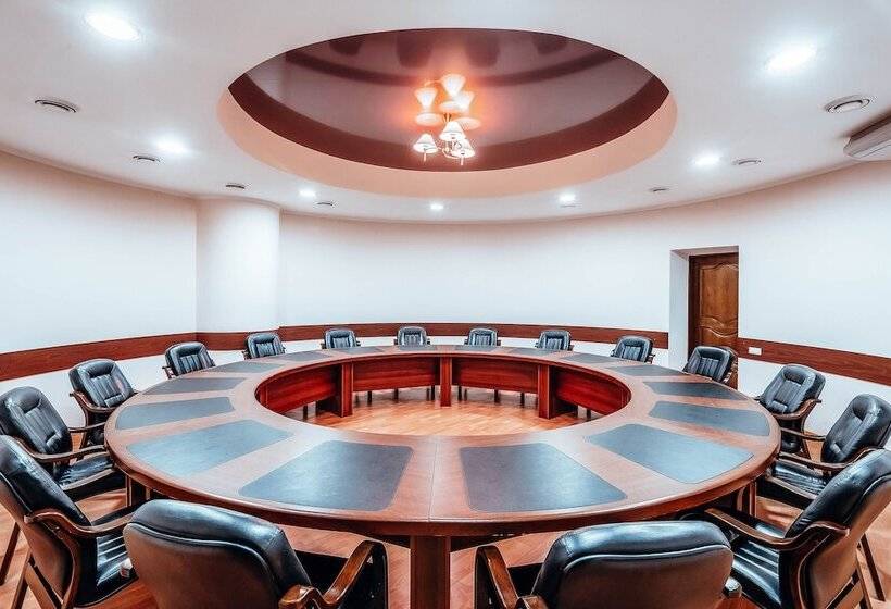 Black Sea Hotel Kyiv