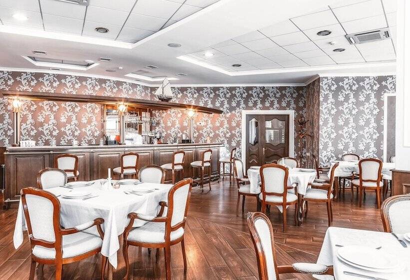 Black Sea Hotel Kyiv