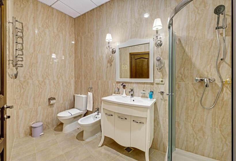 Black Sea Hotel Kyiv