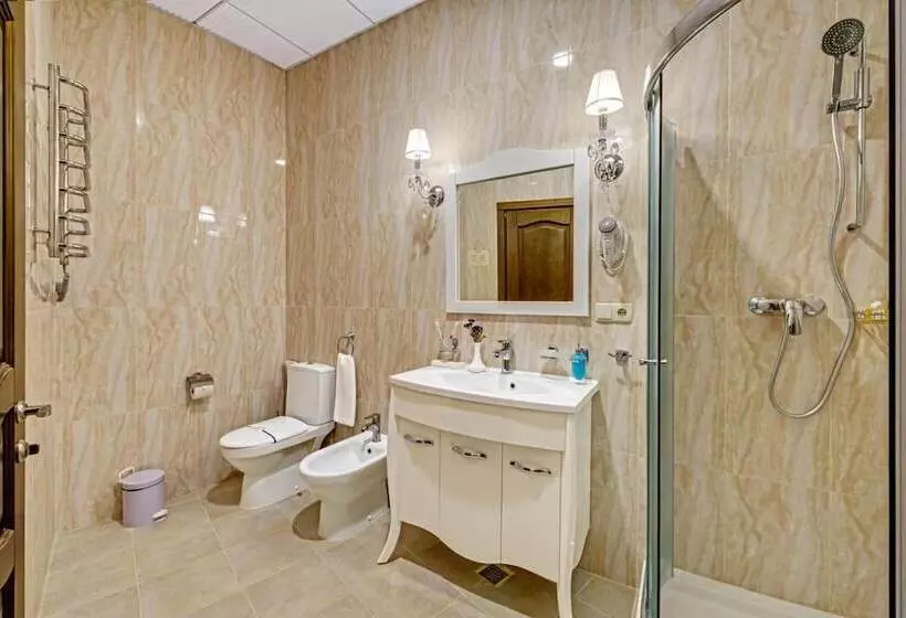 Black Sea Hotel Kyiv