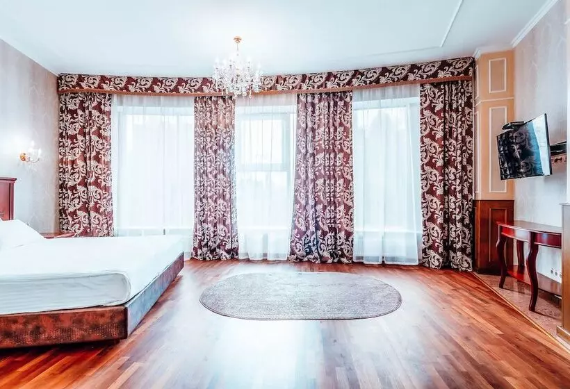 Black Sea Hotel Kyiv