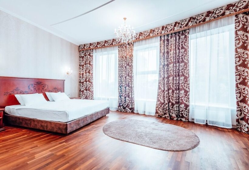 Black Sea Hotel Kyiv