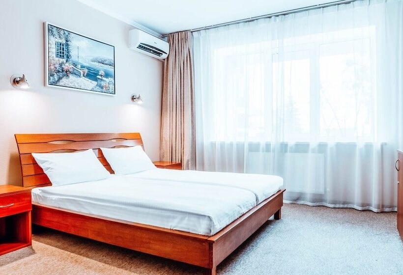 Black Sea Hotel Kyiv