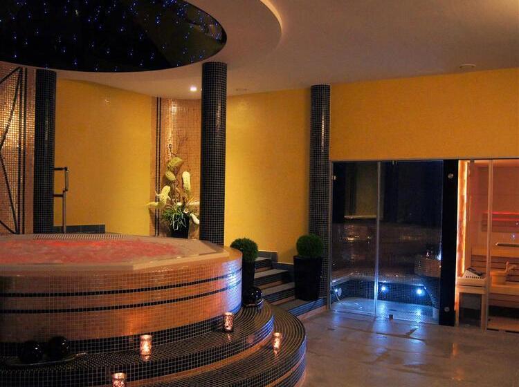 ホテル Business Faltom Gdynia