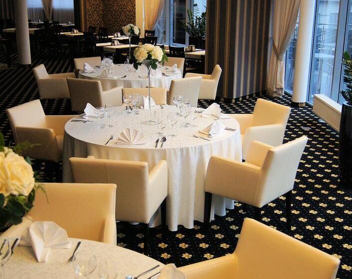 ホテル Business Faltom Gdynia