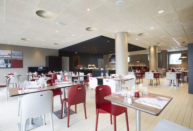 호텔 Campanile Lille Euralille