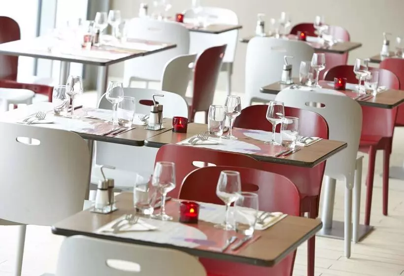 호텔 Campanile Lille Euralille