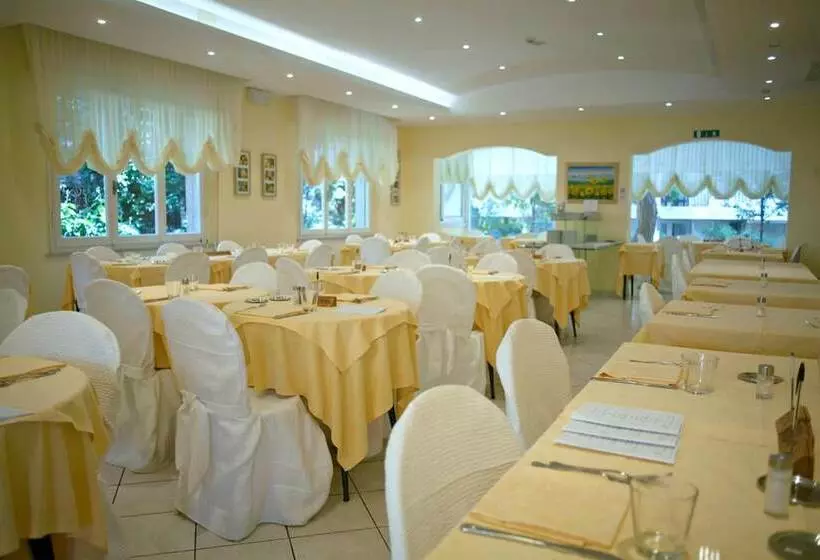 هتل Cannes in Pieno Centro