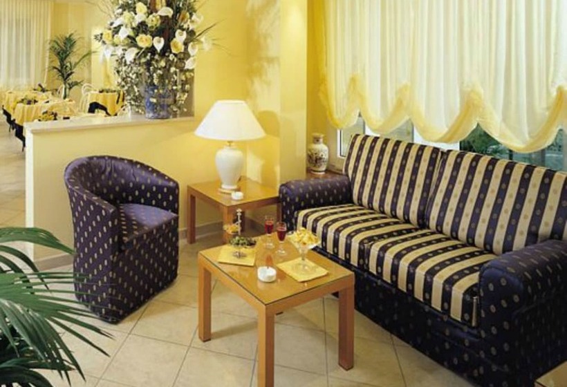 فندق Cannes in Pieno Centro