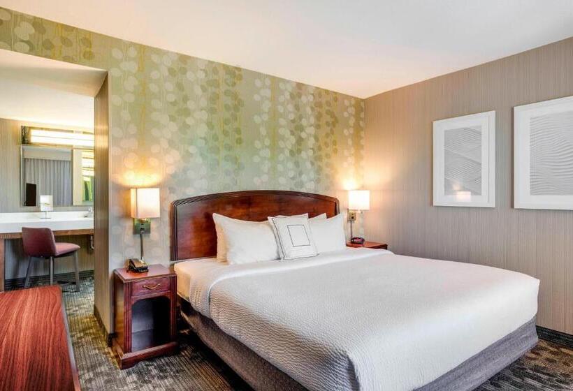 ホテル Courtyard By Marriot Cranbury South Brunswick