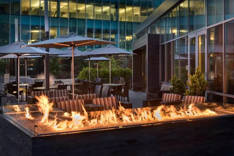 ホテル Courtyard By Marriott Philadelphia South At The Navy Yard