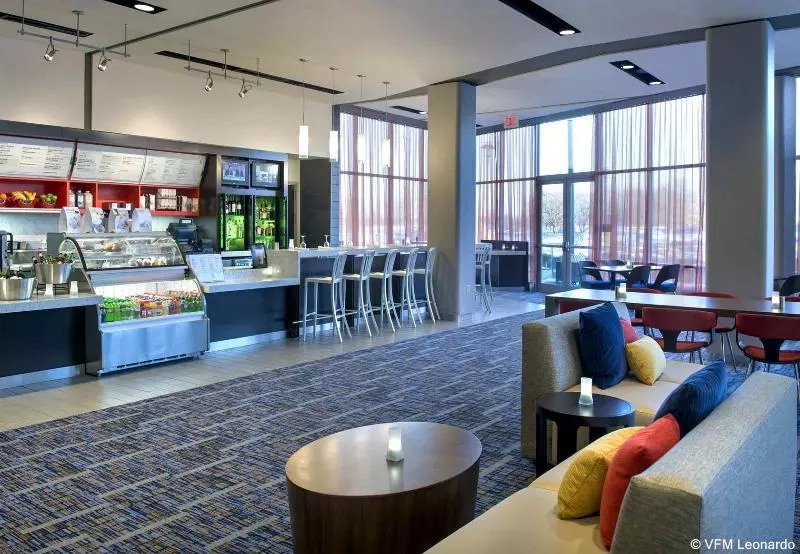 ホテル Courtyard By Marriott Philadelphia South At The Navy Yard