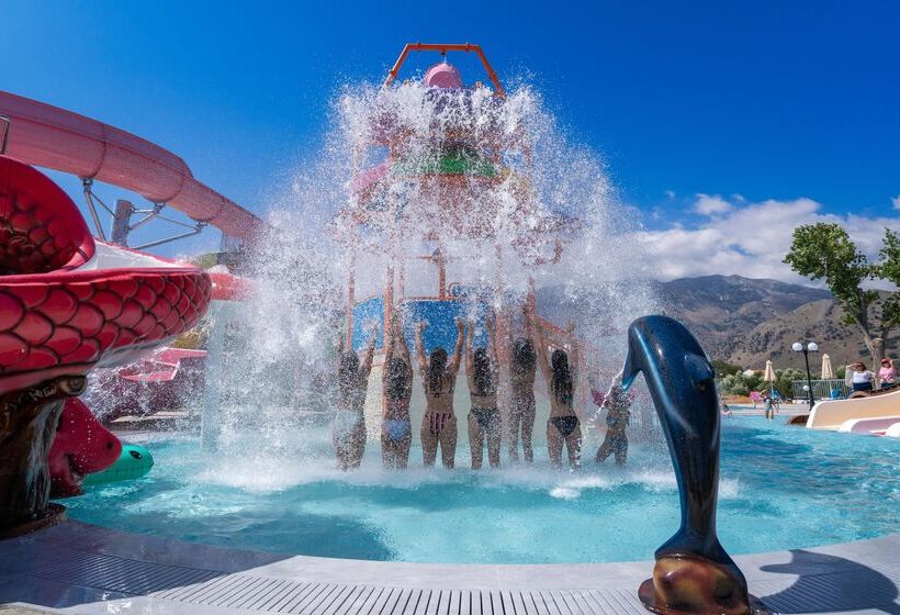 בית מלון כפרי Georgioupolis Resort & Aqua Park