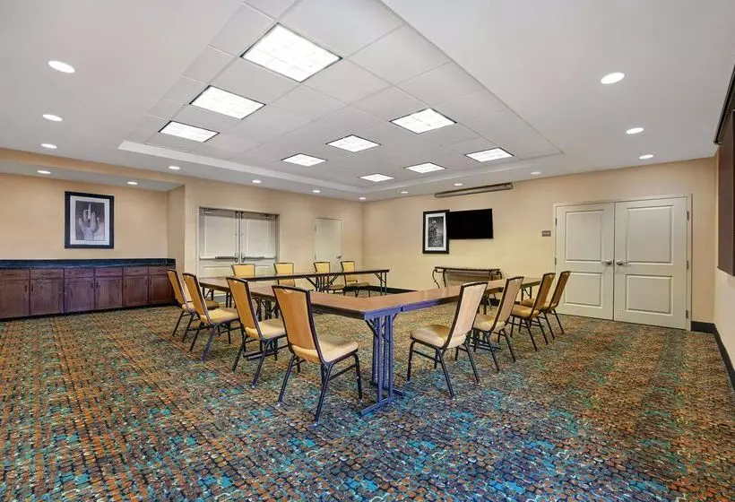 בית מלון כפרי Hampton Inn Lordsburg