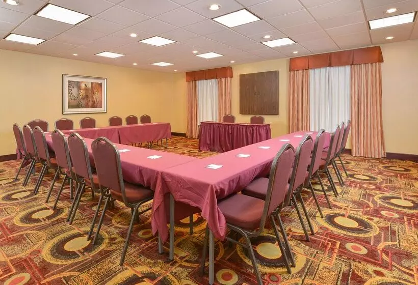 酒店 Hampton Inn Muscatine