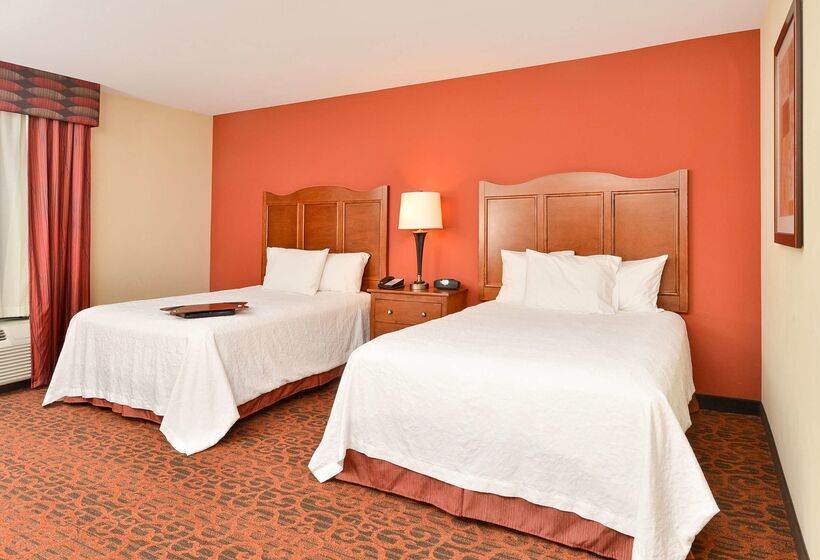 酒店 Hampton Inn Muscatine