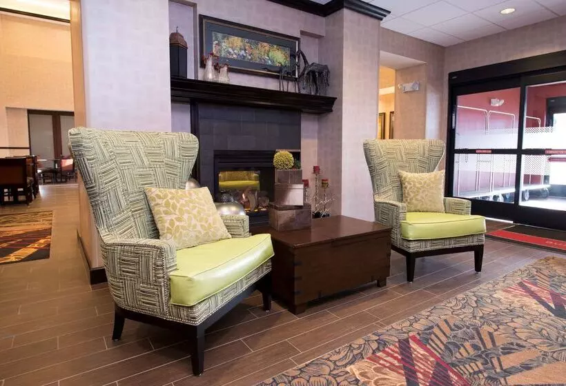 酒店 Hampton Inn & Suites Bismarck Northwest