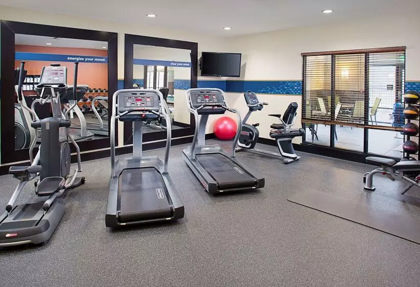 Szálloda Hampton Inn & Suites Lansing West