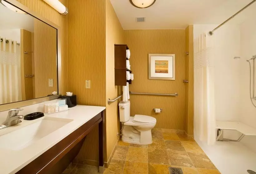 Отель Hampton Inn Temple