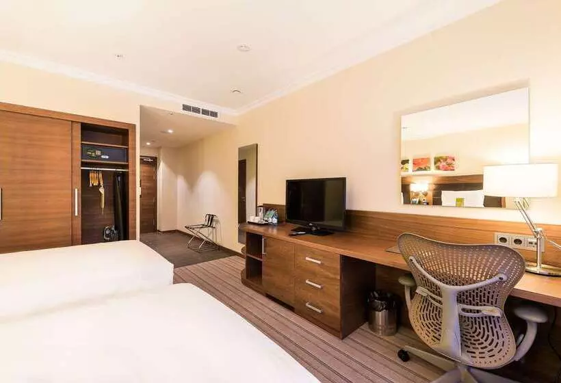 ホテル Hilton Garden Inn Krasnoyarsk