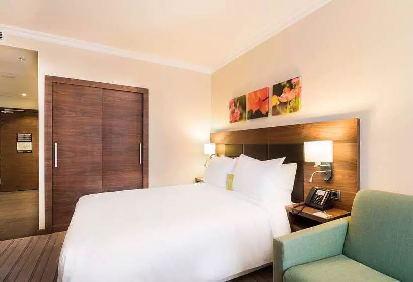 ホテル Hilton Garden Inn Krasnoyarsk