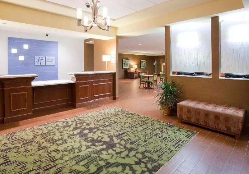 ホテル Holiday Inn Express & Suites Willmar, An Ihg
