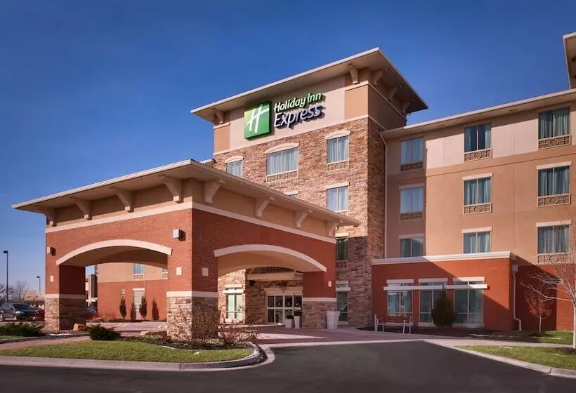 Otel Holiday Inn Express & Suites Overland Park, An Ihg