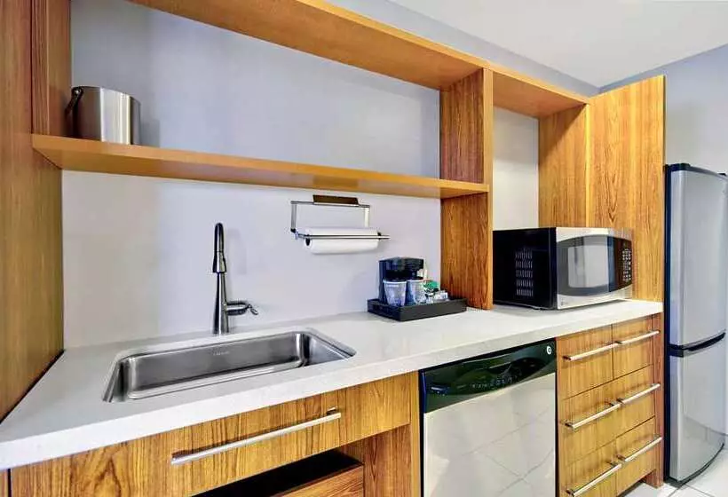 ホテル Home2 Suites By Hilton Rochester Henrietta, Ny