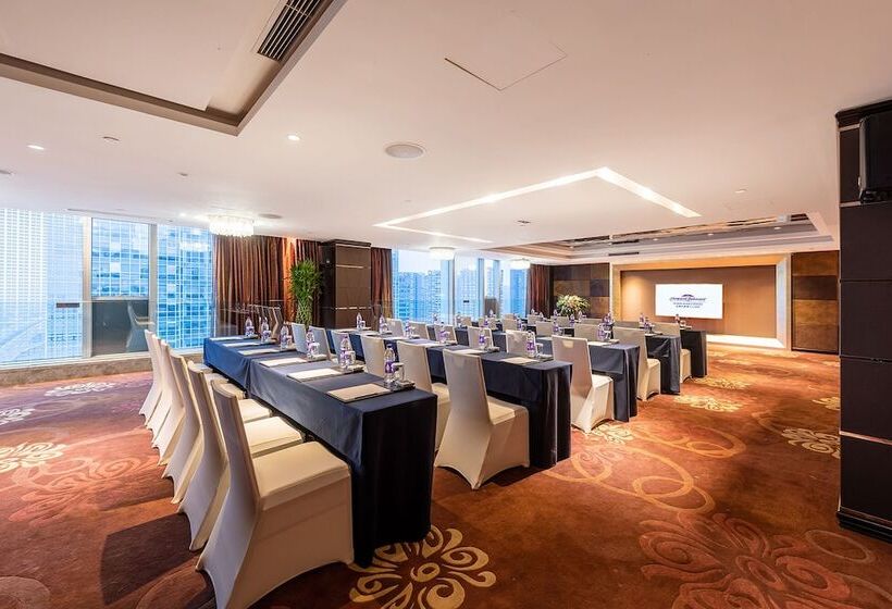 Отель Howard Johnson Hitech Plaza Chengdu