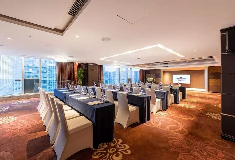 Отель Howard Johnson Hitech Plaza Chengdu