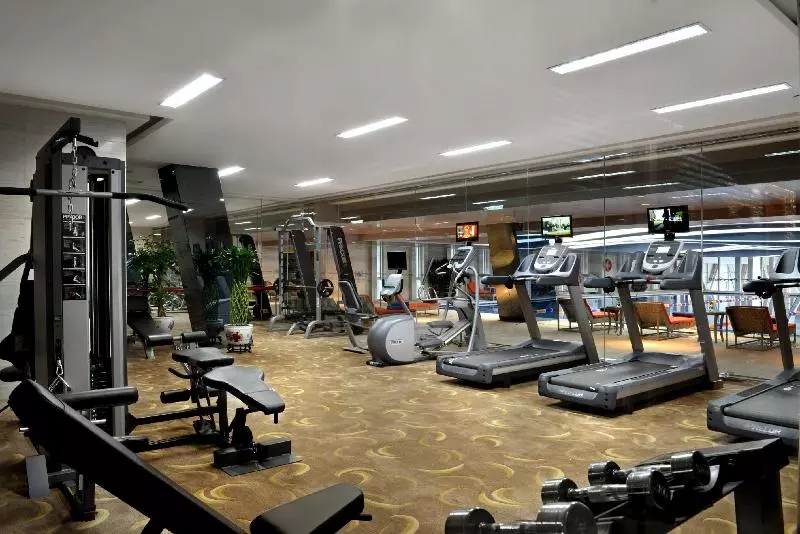 Отель Howard Johnson Hitech Plaza Chengdu