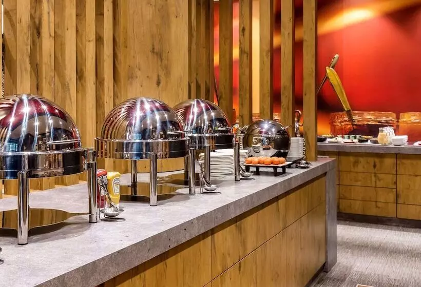 ホテル Ibis Moscow Centre Bakhrushina