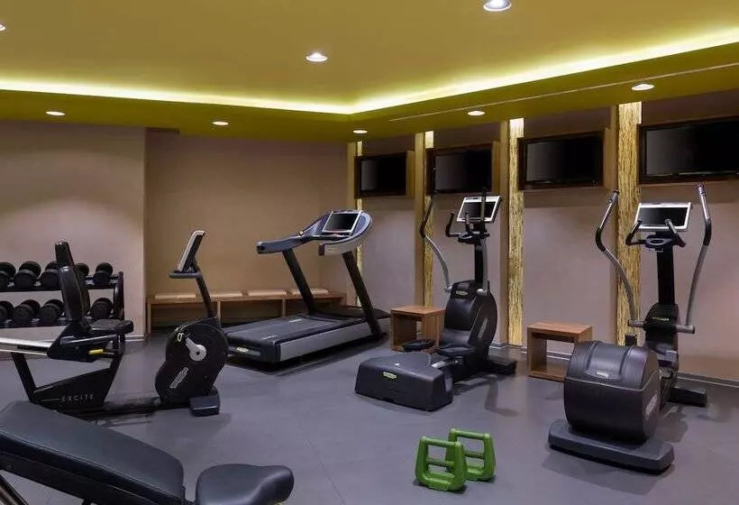 ホテル Ibis Moscow Centre Bakhrushina