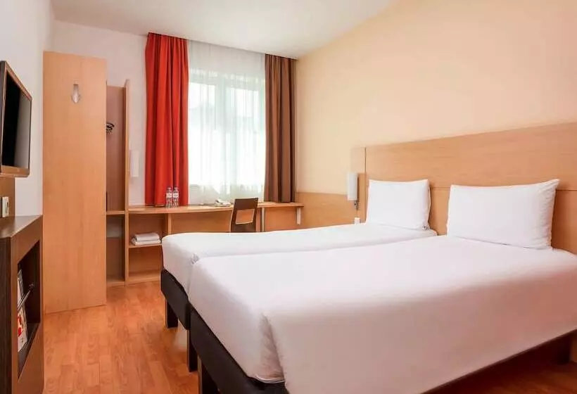 ホテル Ibis Moscow Centre Bakhrushina