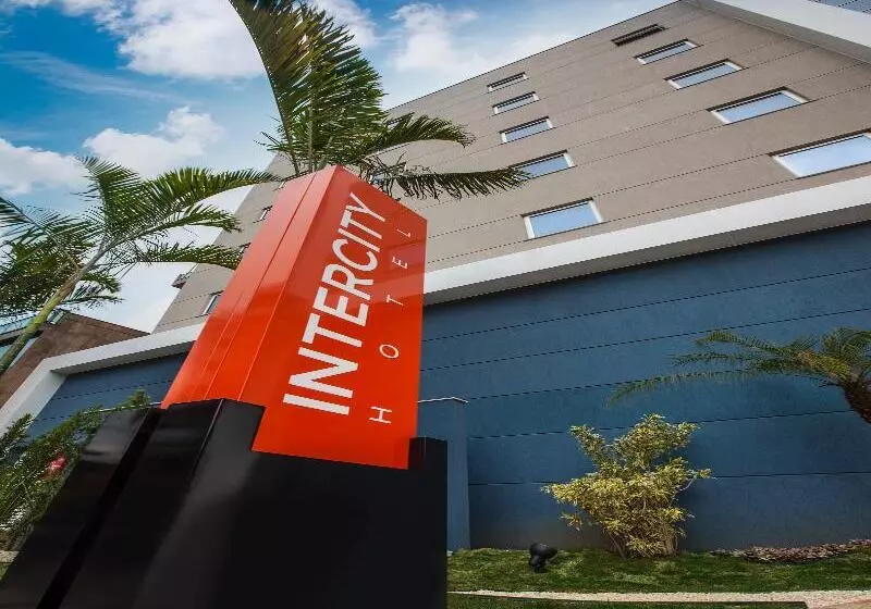 בית מלון כפרי Intercity Teresopolis