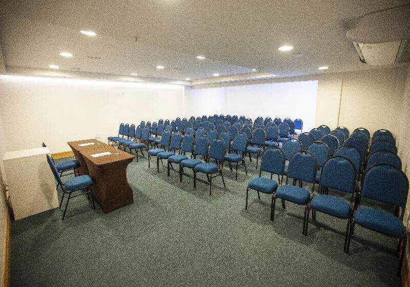 فندق Intercity Teresopolis