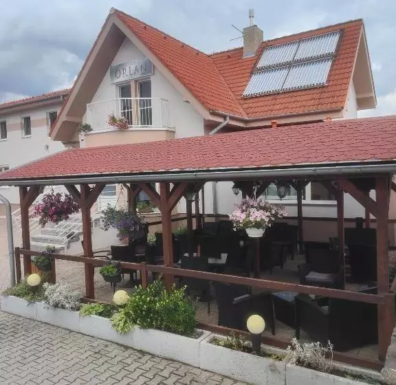 Hotel Orlan
