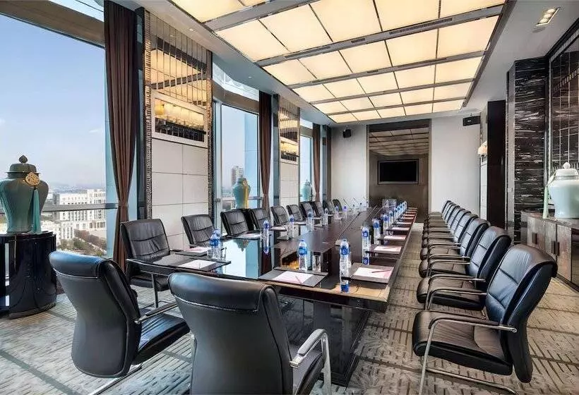 호텔 Ramada Plaza Qiandeng Kunshan