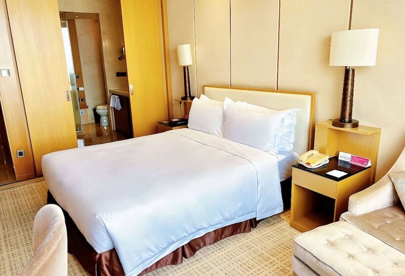 فندق Ramada Plaza Qiandeng Kunshan