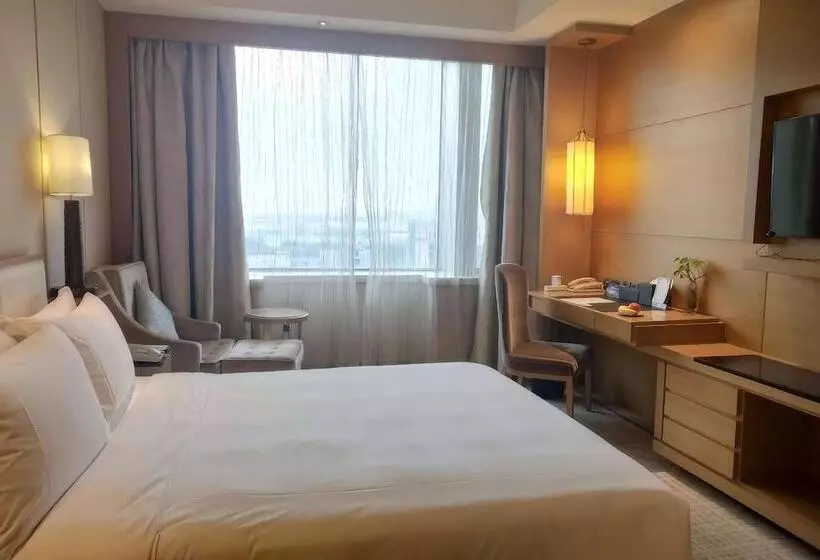 호텔 Ramada Plaza Qiandeng Kunshan
