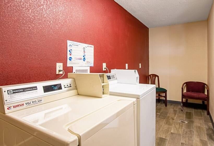 Отель Red Roof Inn And Suites Battle Creek