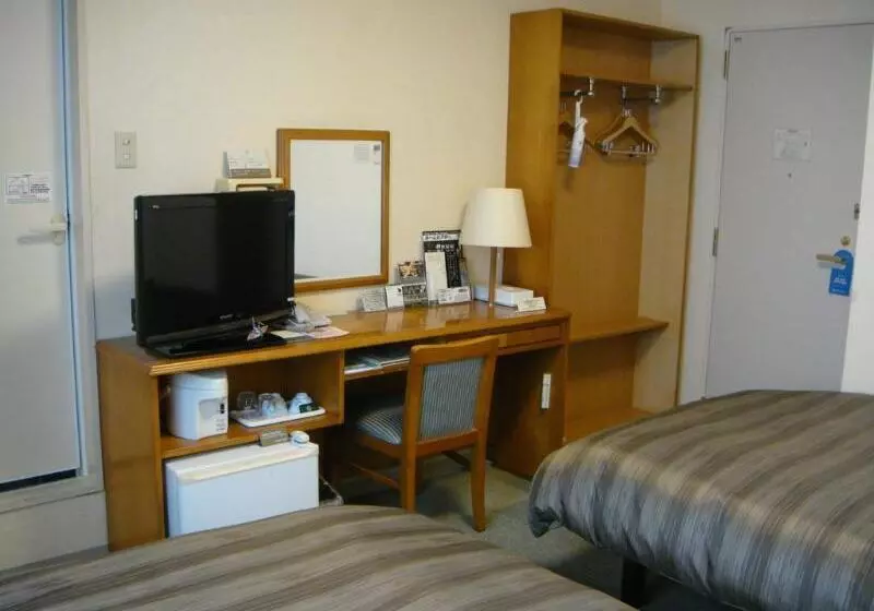 호텔 Route Inn Naha Asahibashi Ekihigashi