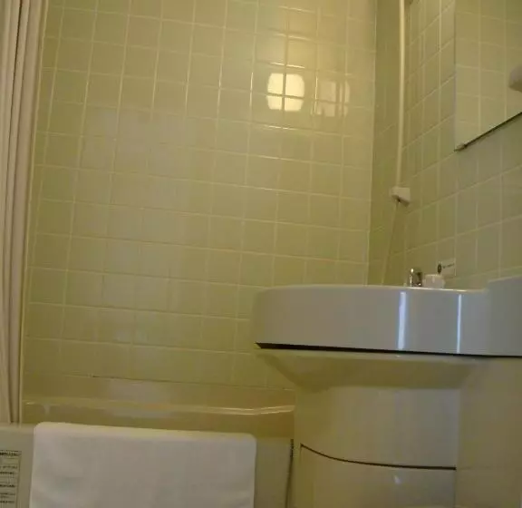 호텔 Route Inn Naha Asahibashi Ekihigashi