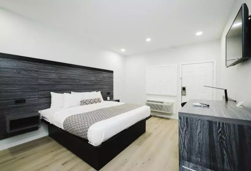 Hotelli Sapphire Inn And Suites