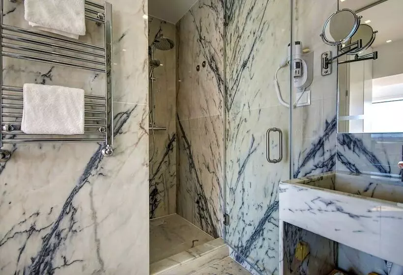 هتل Solar Dos Mouros