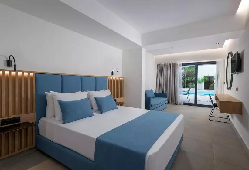 استراحتگاه Bluesea Holiday Village