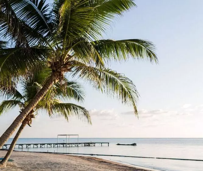 Sapphire Beach Resort